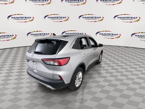 Used 2020 Ford Escape SE image 8