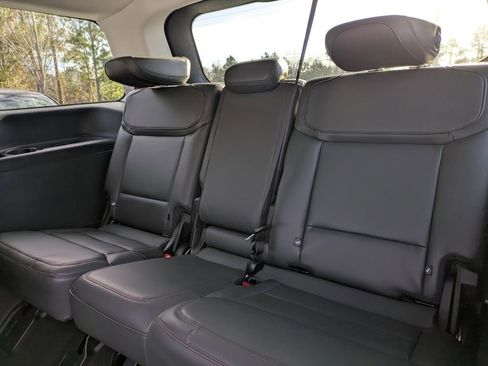 New 2025 Ford Expedition Active image 15