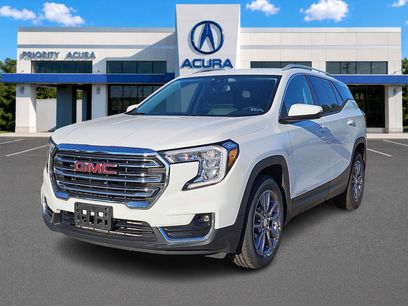 Used 2024 GMC Terrain SLT