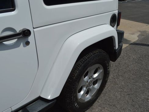 Used 2013 Jeep Wrangler Sahara w/ Dual Top Group AWD/4WD image 4