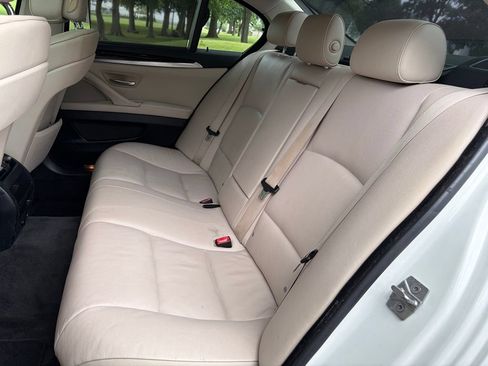 Used 2011 BMW 528i Sedan RWD image 24