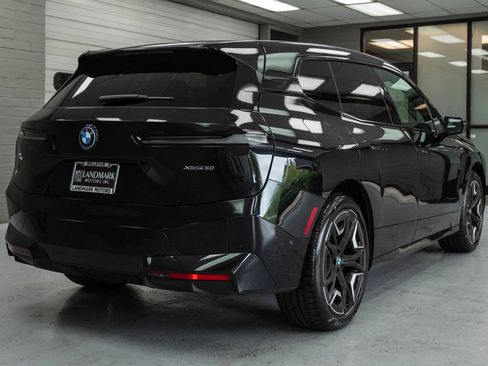 Used 2024 BMW iX xDrive50 w/ Premium Package AWD/4WD image 30