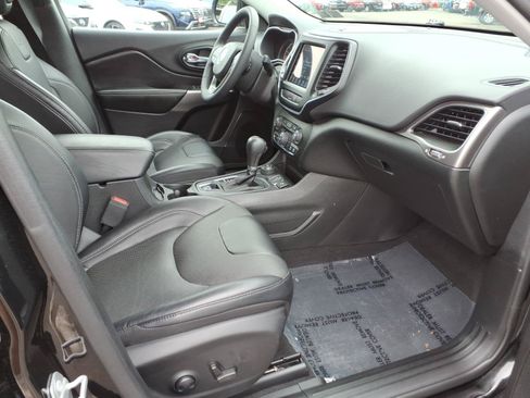 Used 2022 Jeep Cherokee Latitude Lux AWD/4WD image 29