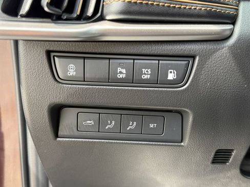 Used 2024 MAZDA CX-90 Plug-In Hybrid w/ Premium Plus AWD/4WD image 22