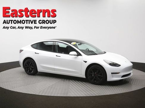 Used 2023 Tesla Model 3 Standard Range RWD image 43