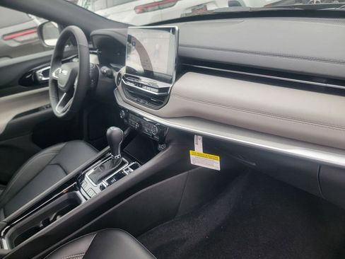 New 2026 Jeep Compass Limited w/ Sun, Sound & Navigation Group image 13