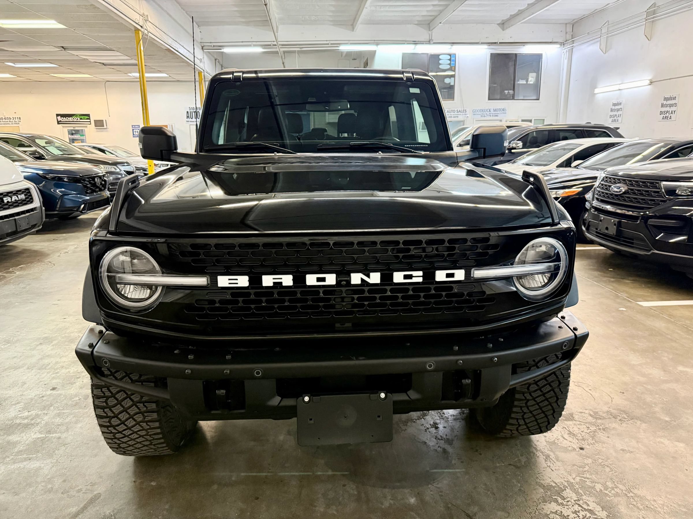 Used 2023 Ford Bronco Wildtrak AWD/4WD image 2