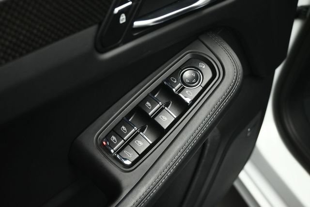 Used 2023 Porsche Macan GTS AWD/4WD image 50