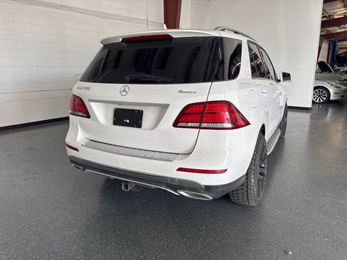 Used 2018 Mercedes-Benz GLE 350 4MATIC image 4