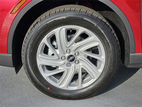 New 2026 Lincoln Corsair Premiere image 10