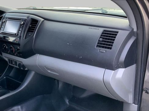 Used 2014 Toyota Tacoma 4x4 Double Cab image 17