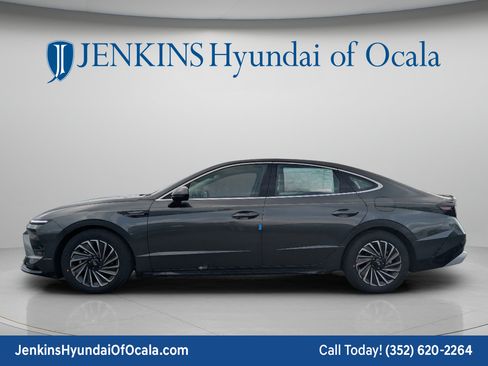 New 2026 Hyundai Sonata Limited FWD image 7