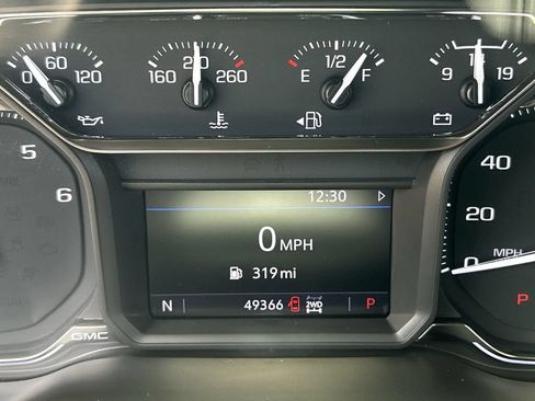 Used 2021 GMC Sierra 1500 Elevation w/ X31 Off-Road Package AWD/4WD image 12