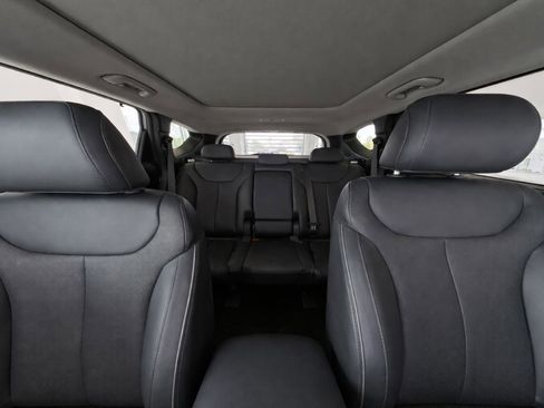Used 2022 Hyundai Santa Fe SEL w/ Convenience + Premium Package FWD image 28