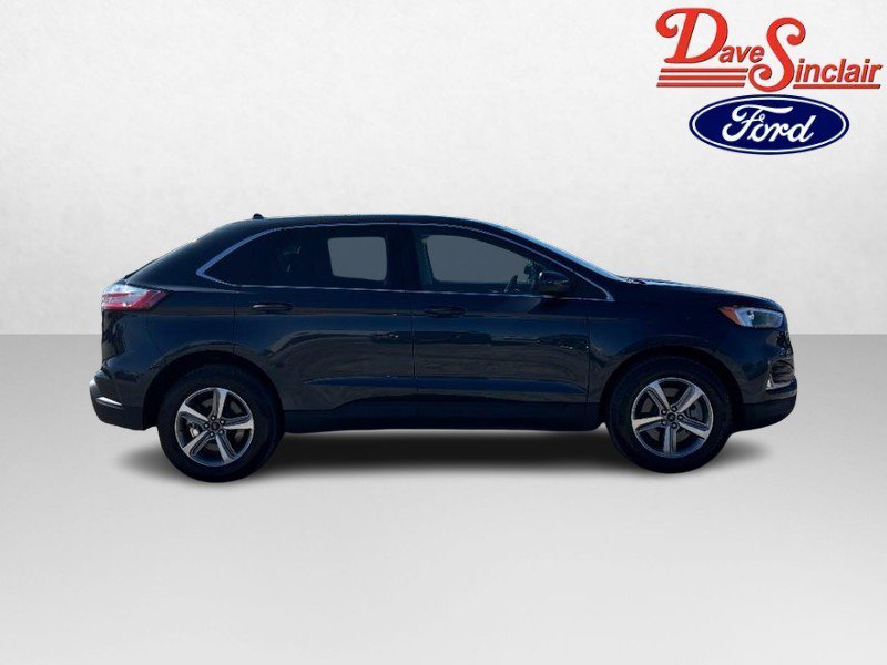 Used 2024 Ford Edge SEL w/ Convenience Package AWD/4WD image 5