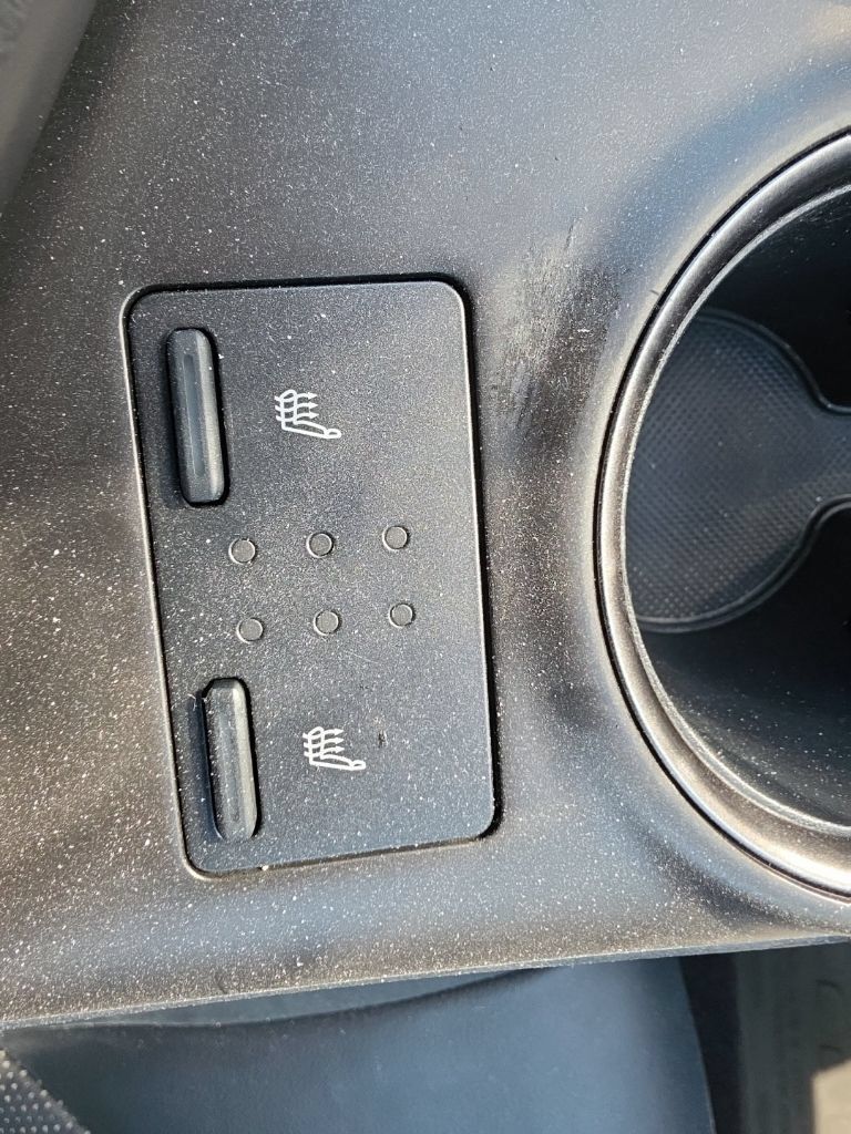 Used 2022 Toyota Camry XSE FWD image 18