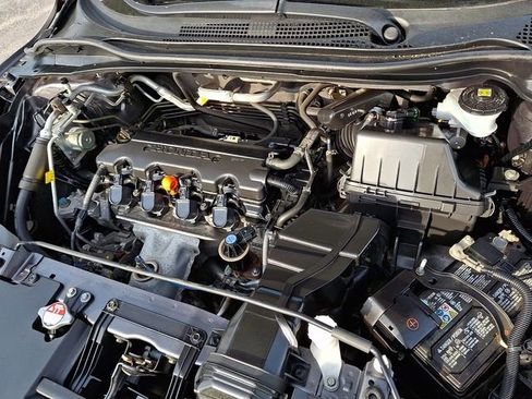 Used 2021 Honda HR-V LX image 26