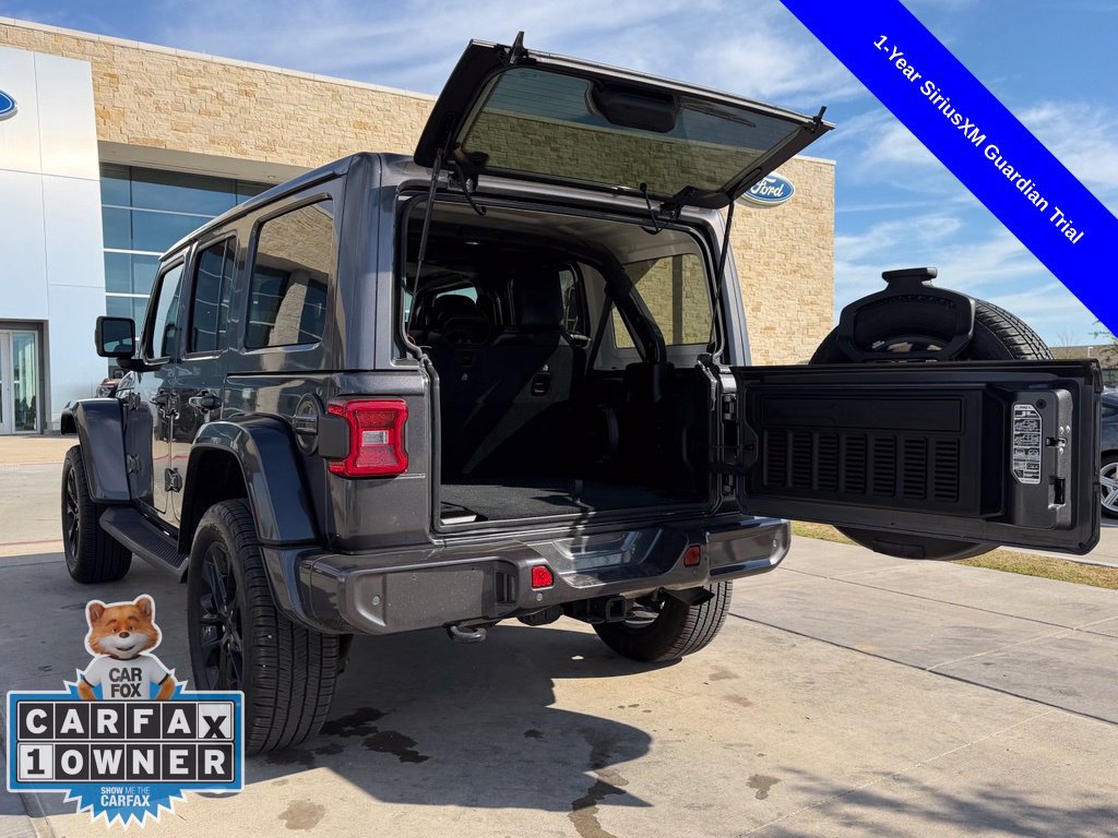 Used 2020 Jeep Wrangler Unlimited Sahara AWD/4WD image 28