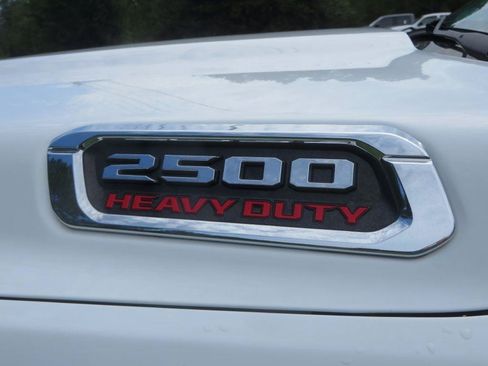 Used 2021 RAM 2500 Tradesman w/ Chrome Appearance Group AWD/4WD image 12