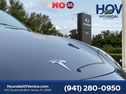 Used 2022 Tesla Model Y Performance AWD/4WD image 4