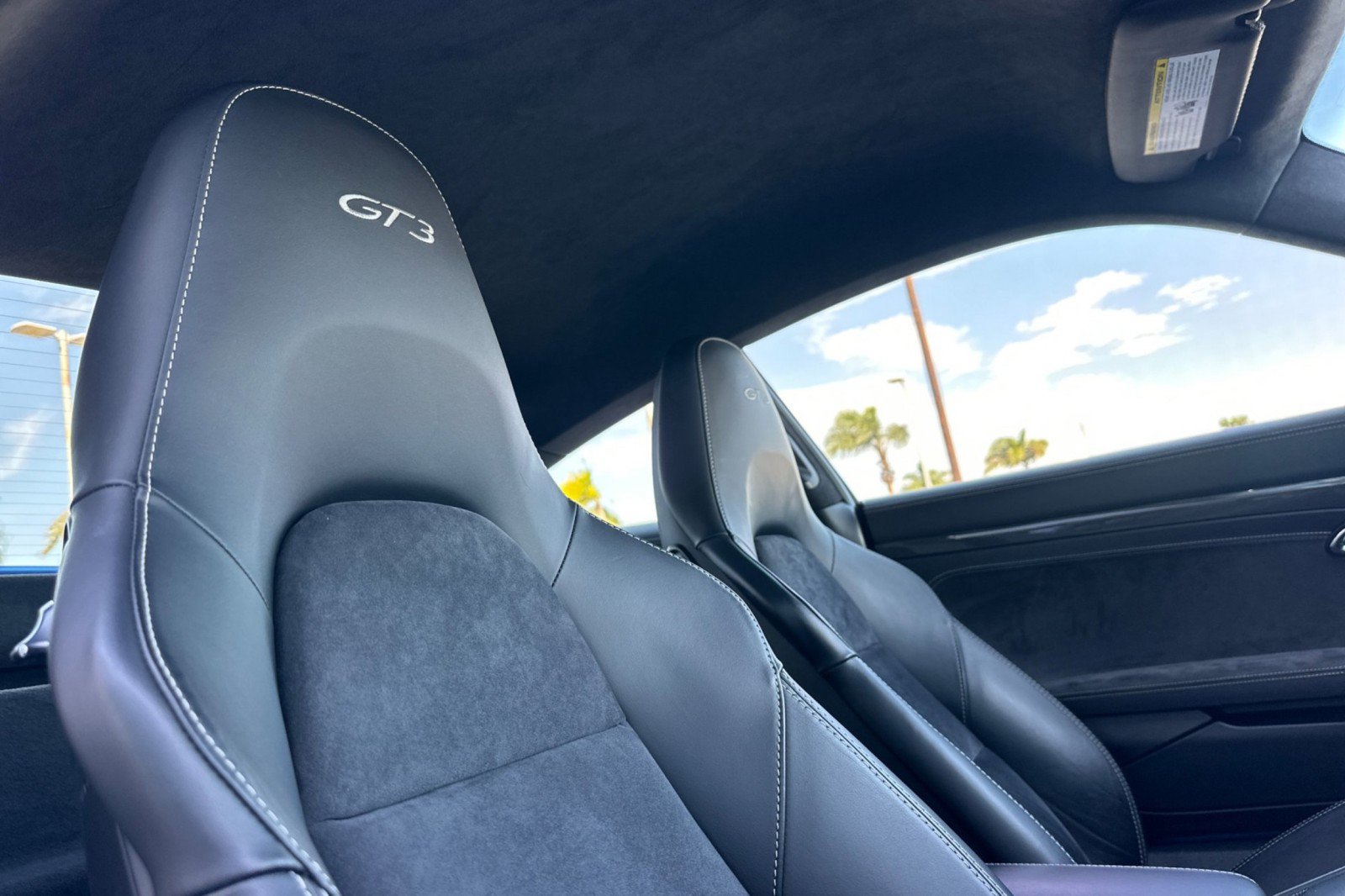 Certified 2016 Porsche 911 GT3 RWD image 16