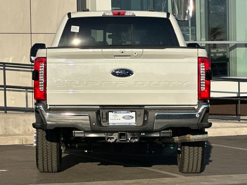 New 2026 Ford F250 Lariat w/ Lariat Premium Package AWD/4WD image 4