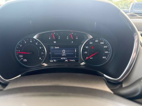 Used 2024 Chevrolet Equinox LT FWD image 30