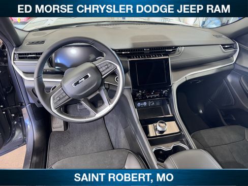 New 2025 Jeep Grand Cherokee L Altitude AWD/4WD image 27