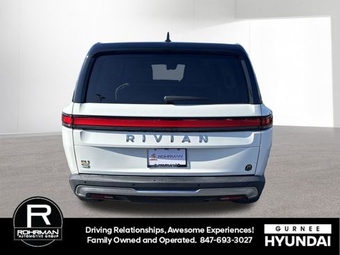Used 2023 Rivian R1S Adventure AWD/4WD image 8