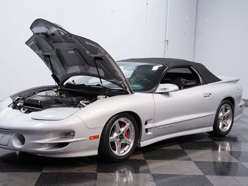 Used 2000 Pontiac Firebird Trans Am RWD image 26