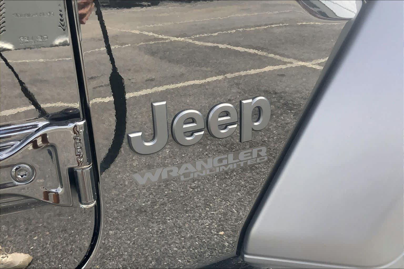 Used 2021 Jeep Wrangler Unlimited Sport AWD/4WD image 10