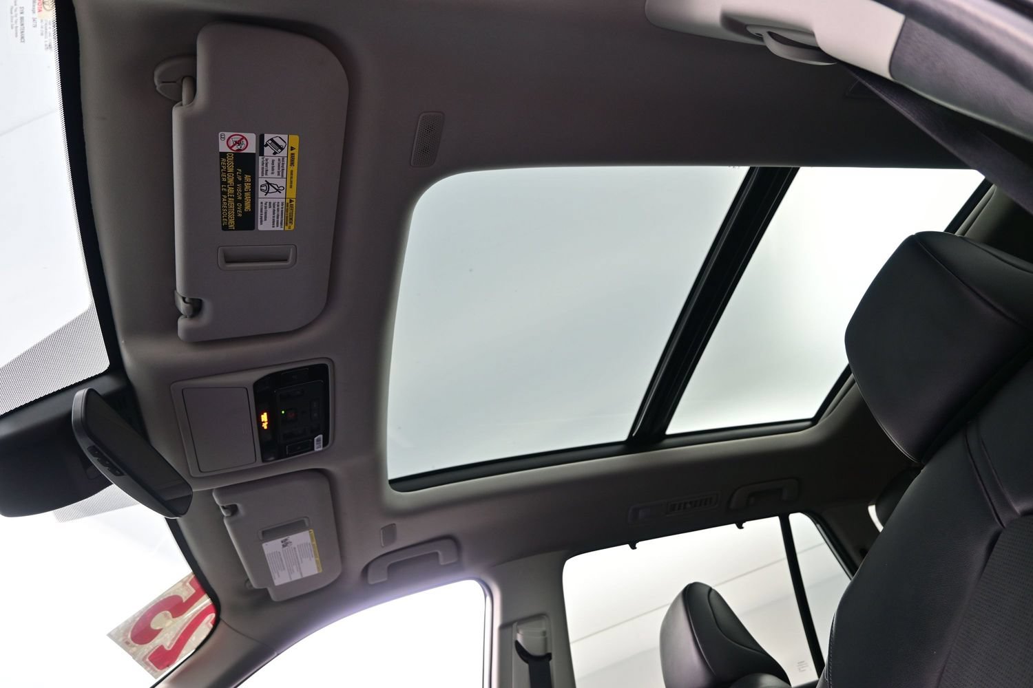 Used 2025 Toyota Grand Highlander FWD image 19