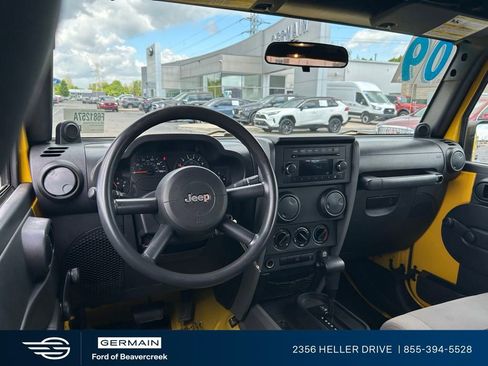Used 2009 Jeep Wrangler Unlimited X RWD image 15