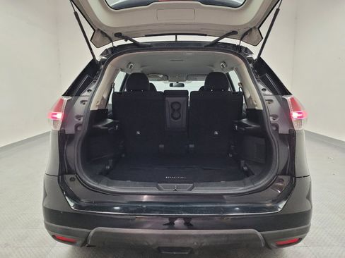 Used 2015 Nissan Rogue S FWD image 29