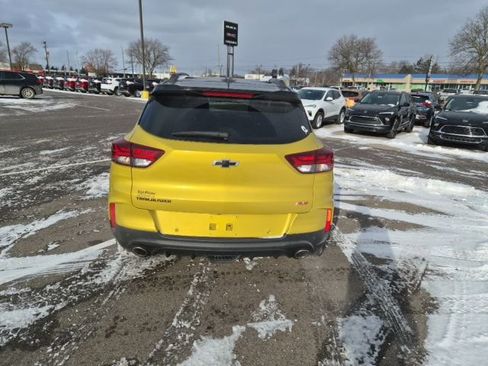 Used 2023 Chevrolet TrailBlazer RS w/ Sun and Liftgate Package image 8