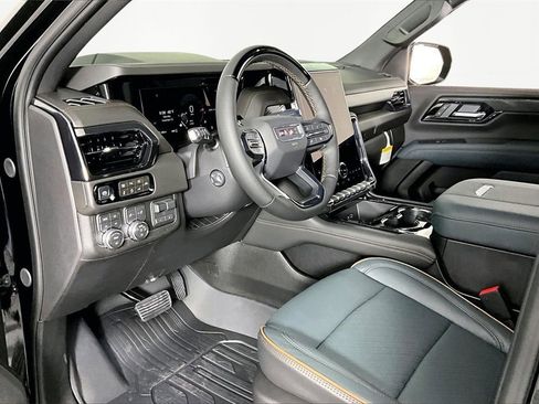 New 2026 GMC Yukon AT4 w/ AT4 Premium Plus Package image 8