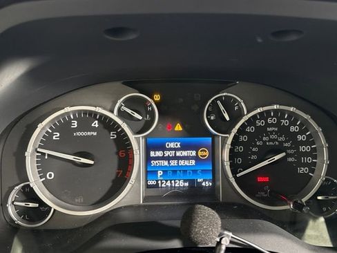 Used 2017 Toyota Tundra Limited AWD/4WD image 22