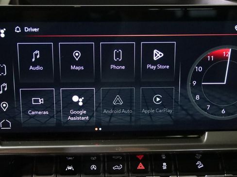 Used 2022 GMC Sierra 1500 SLT w/ SLT Convenience Package image 47