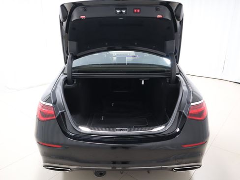 Used 2023 Mercedes-Benz S 580 4MATIC Sedan w/ AMG Line image 10