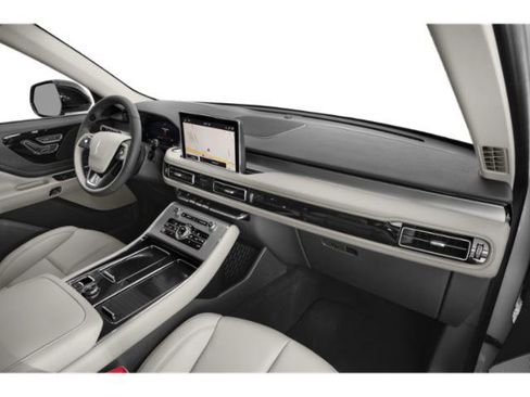 Used 2024 Lincoln Aviator AWD w/ Premium Package image 15