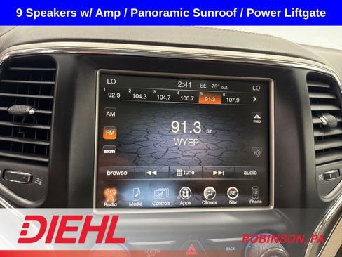 Used 2017 Jeep Grand Cherokee Overland AWD/4WD image 30