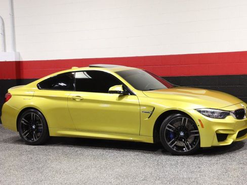 Used 2019 BMW M4 Coupe w/ Executive Package RWD image 66