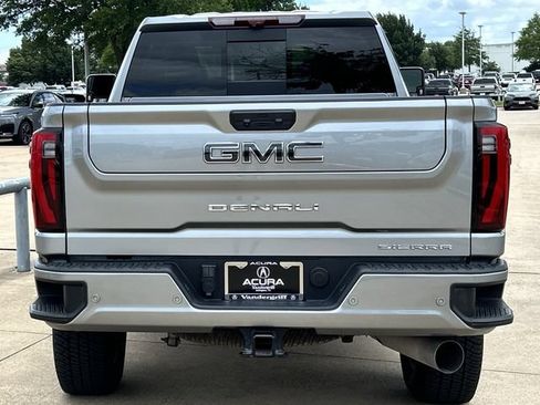Used 2024 GMC Sierra 2500 Denali Ultimate AWD/4WD image 5