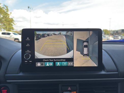 Used 2025 Honda Pilot Elite image 15