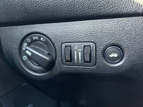 Used 2023 Dodge Challenger GT image 15