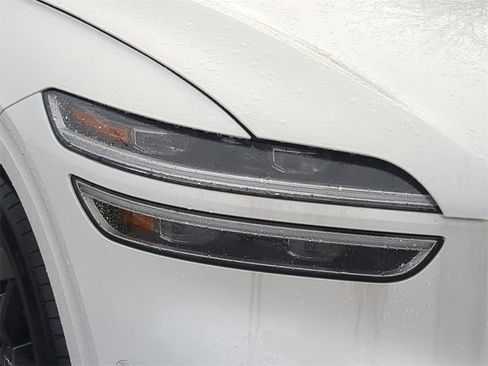 Used 2025 Genesis Electrified GV70 Advanced w/ Prestige Package image 9