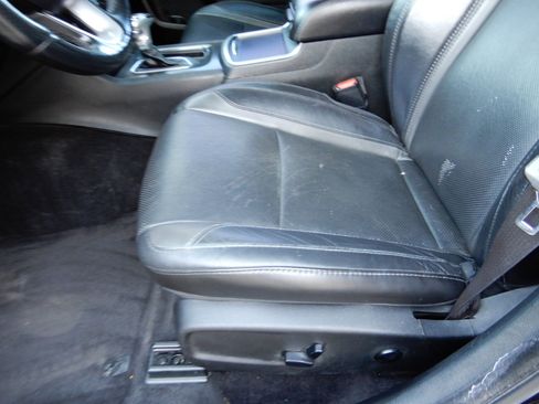 Used 2018 Dodge Charger GT image 12