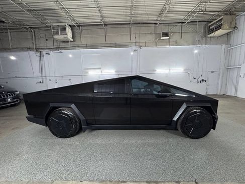 Used 2024 Tesla Cybertruck Cyberbeast AWD/4WD image 12