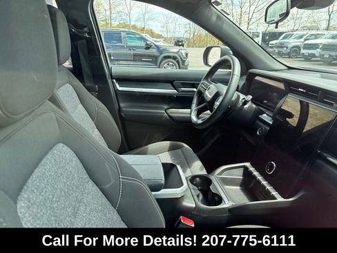Used 2026 GMC Terrain Elevation AWD/4WD image 3