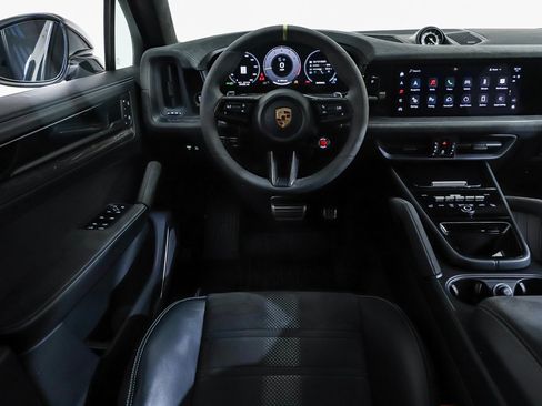 Used 2024 Porsche Cayenne Turbo GT image 12